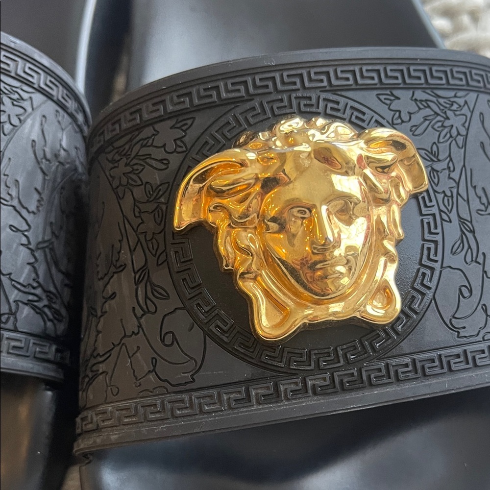 Versace Black Slides with Gold Medusa Emblem beautiful 38 - Picture 3 of 16